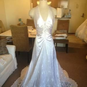 Badgley Mischka "Sutton" Wedding Gown Never Worn